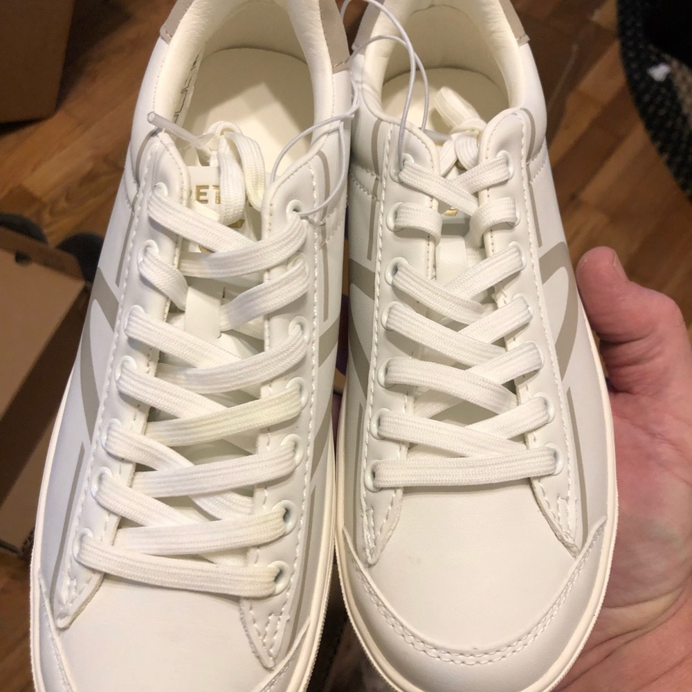 Tretorn Women's White Athletic Shoes